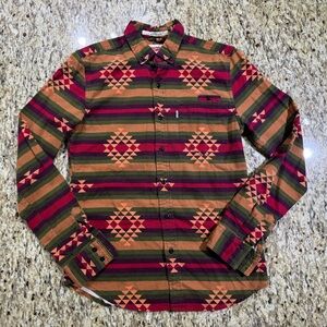 Levi’s Botton Up Shirt Small